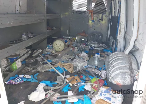 2005 Chevrolet Express from USA, damaged, VIN 1GCGG25VX51236876